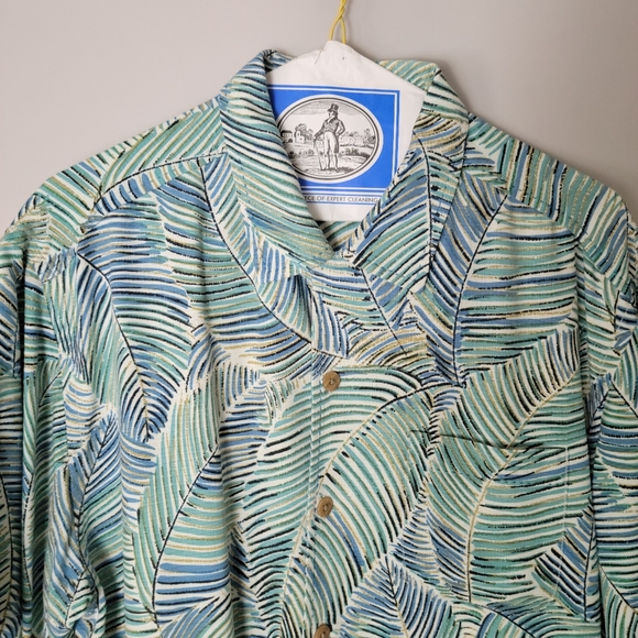 Tommy Bahama 100% silk men's tropical palms shirt - Picture 2 of 6